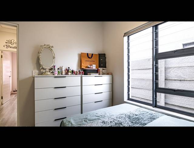3 BEDROOM HOUSE FOR SALE IN BURGUNDY ESTATE